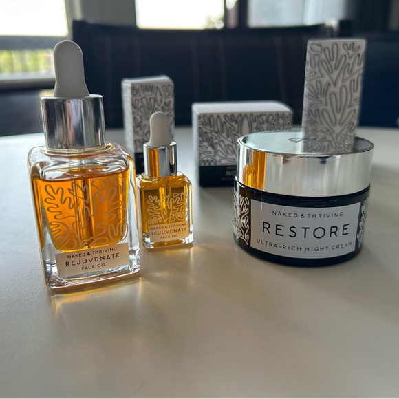 Naked & Thieving, Rejuvenate Restorative Face Oil - Picture 2 of 2